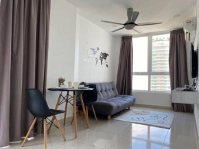Mansion One Suites @Gurney Drive Seaview Studio Apartment by Sarah's Lodge